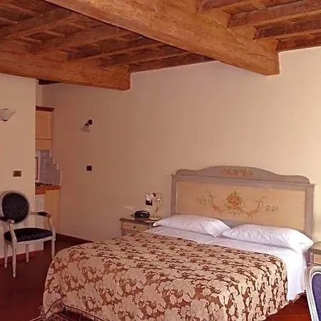 Bed & Breakfast Il Giardino Fiorito Ferrara